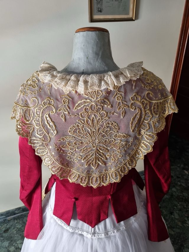 Corpiño y manteleta de fallera