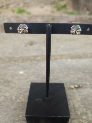 Pendientes Uno de 50