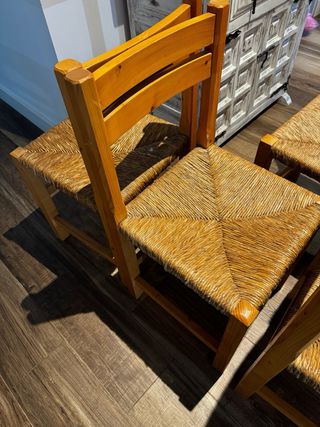 Silla de Mimbre y madera