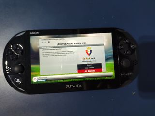 PSP Vita + 3 juegos
