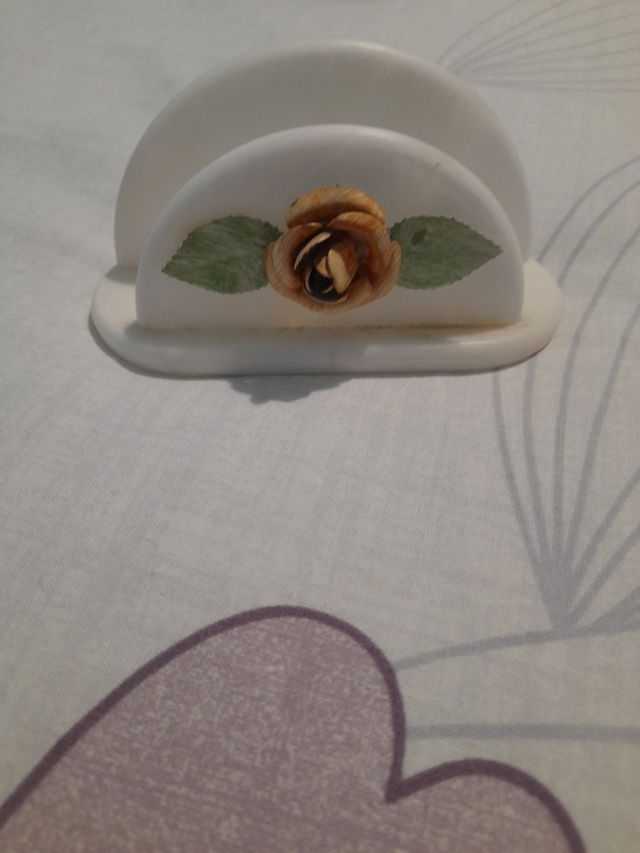 Portatovaglioli in marmo vintage