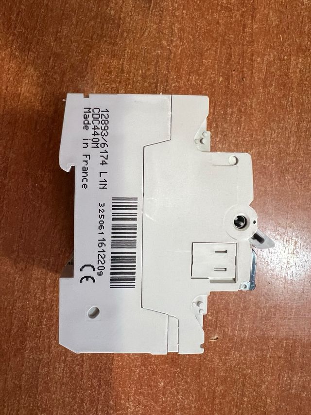 Diferencial 40A trifásico sin estrenae