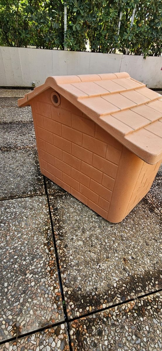 Cuccia in resina cane/gatto