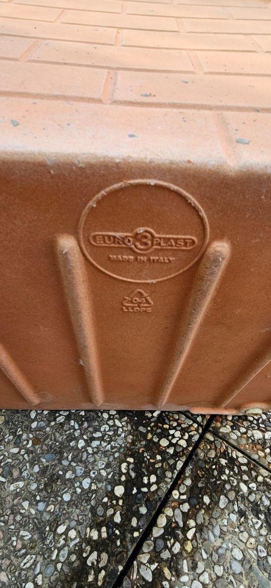 Cuccia in resina cane/gatto