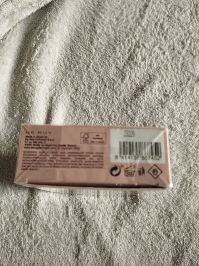 colonia titto Bluni mujer