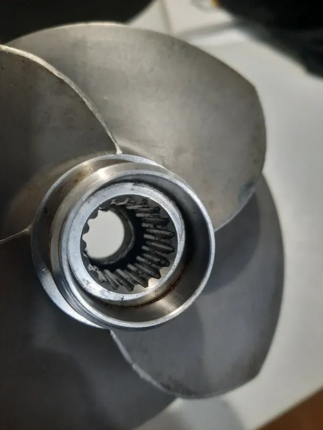 HELICE ORIGINAL SEADOO/BOMBARDIER SPARK