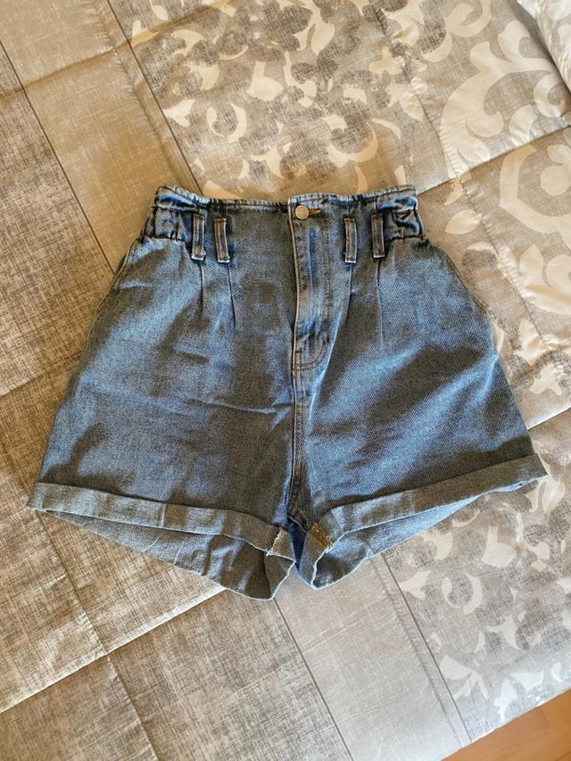 Pantalon vaquero corto