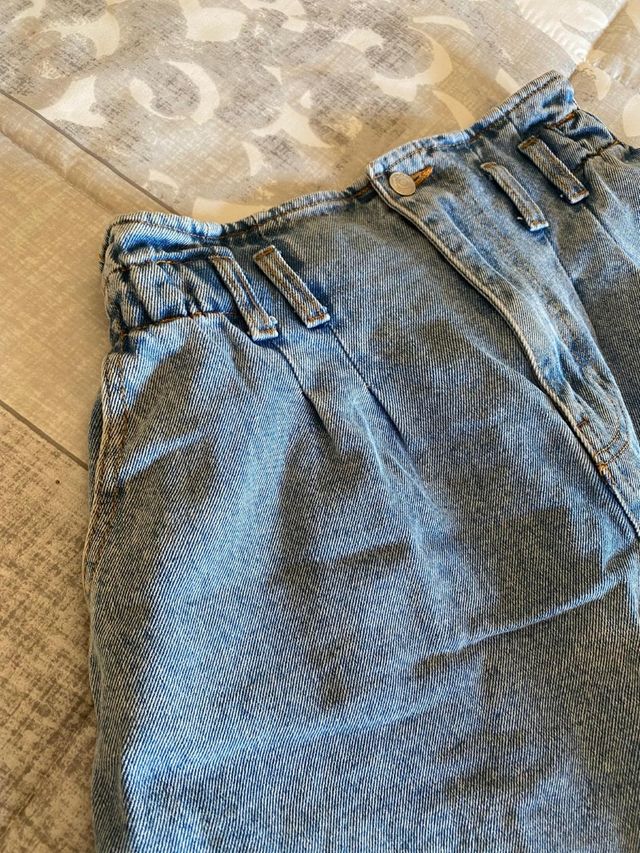 Pantalon vaquero corto