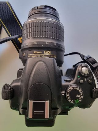 Nikon D5000 - Cámara Réflex Digital
