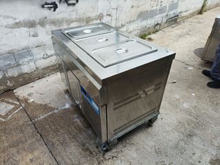 Mesa refrigerada