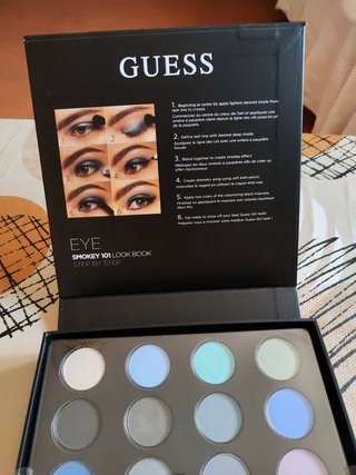 Guess paleta de maquillaje para ojos