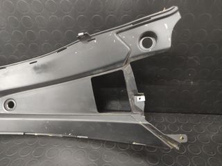 Tapa debajo estribo derecho Gilera Nexus 500cc