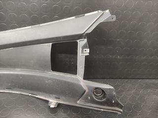 Tapa debajo estribo izquierdo Gilera Nexus 500cc