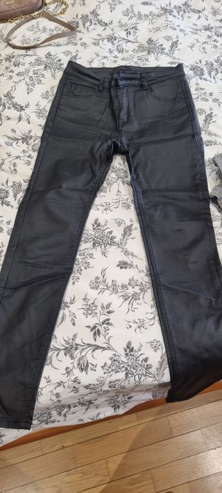 Pantalon cuero negro 38/40