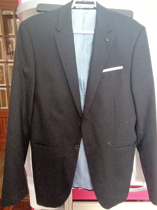 Traje de Zara