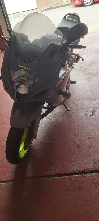 Suzuki gsx650f k8