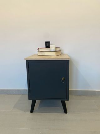 Mesita con balda interior