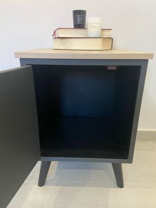 Mesita con balda interior