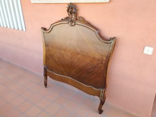 Cama antigua, somier y colchón incluidos