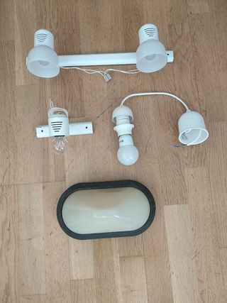 Luces de pared y de techo.