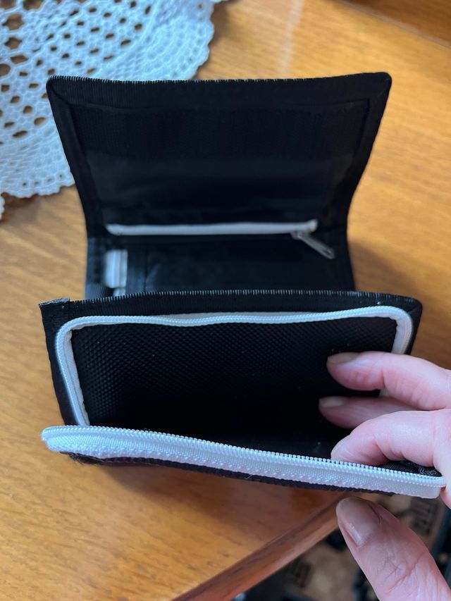 Pirtafoglio in nylon nero logo Juventus