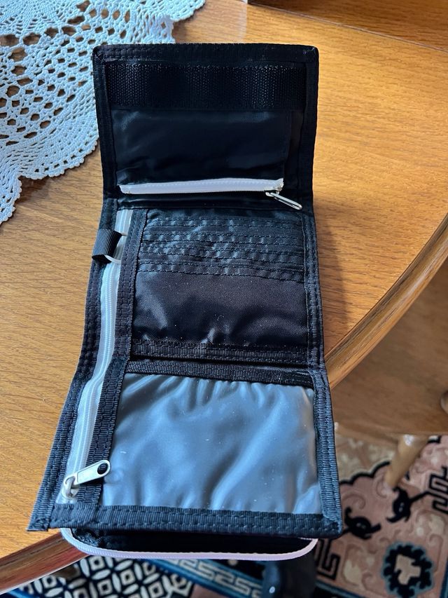 Pirtafoglio in nylon nero logo Juventus