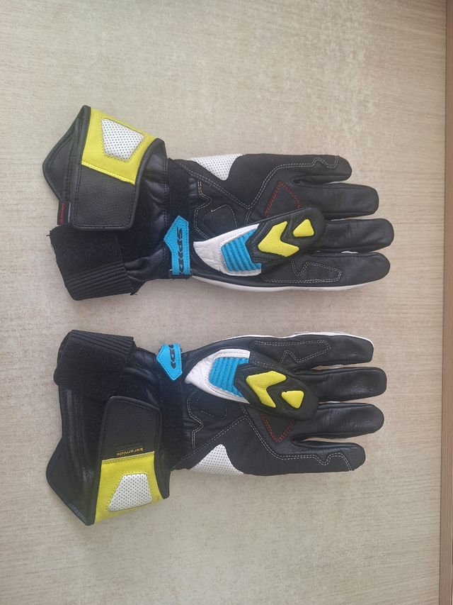 Guantes de moto