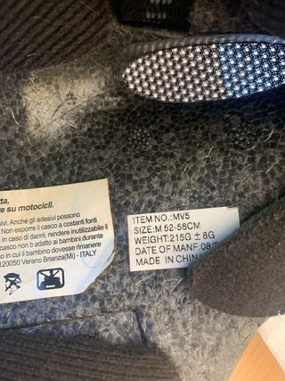 Scatola giocattoli vari + casco bicicletta