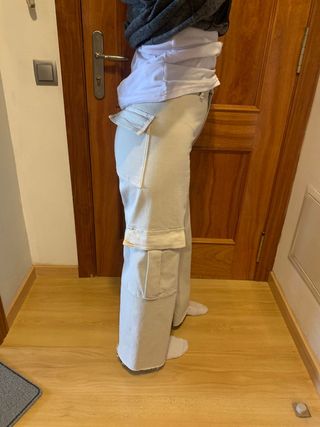 Pantalón Zara beige mujer 