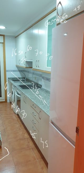 Mobiliario de cocina con encimera