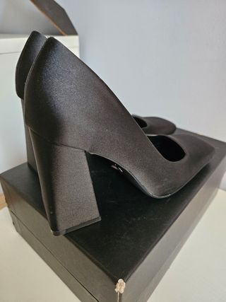 Zapato negro tacon zara 38