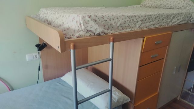 Dormitorio juvenil en Huesca