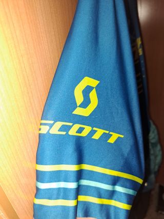 Conjunto de ciclismo GOBIK