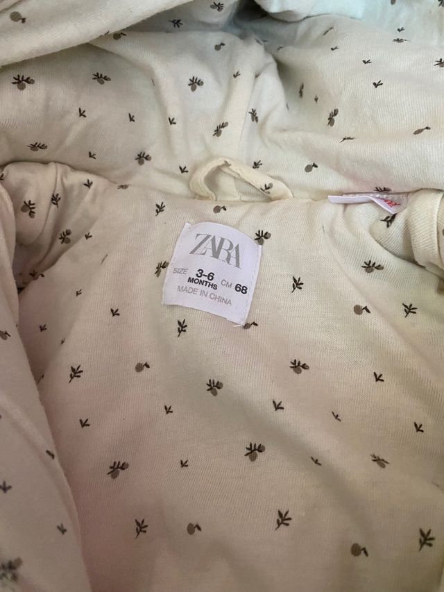 Buzo bebe nuevo de Zara