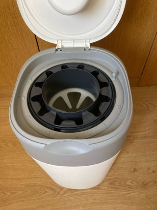 Contenedor pañales. Tommee Tippee
