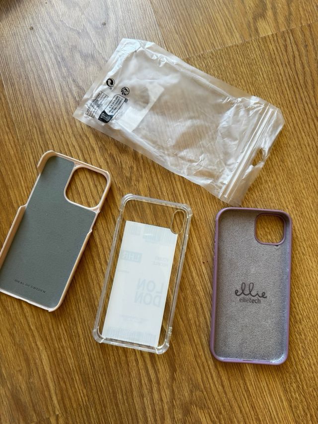 Caja de tres protectores de IPHONE