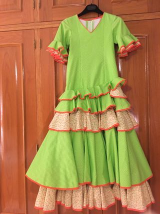 Traje de flamenca de niña