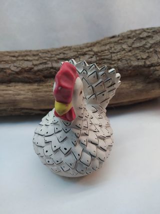 Galinha em cerâmica