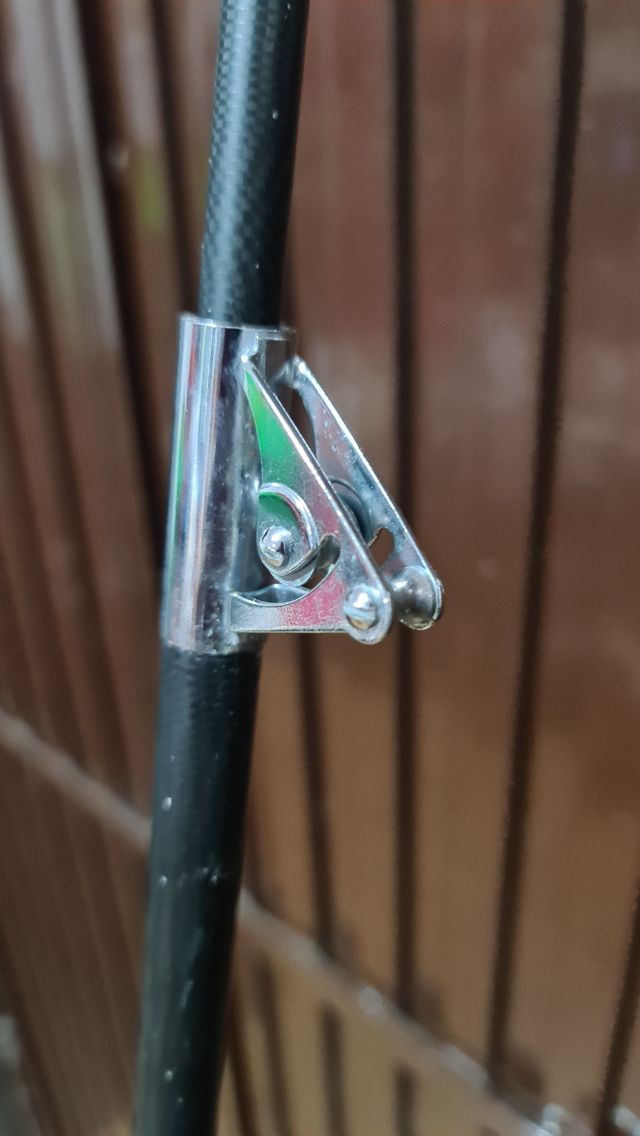 CARRETE DE PESCA Y CAÑA SOLO 1 VEZ DE USO