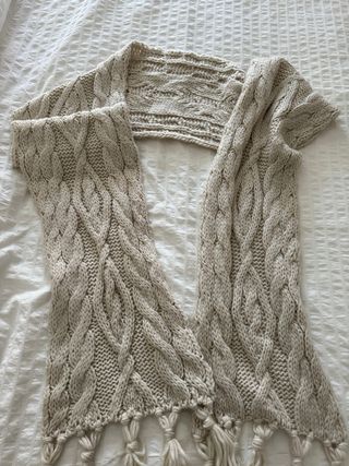 Bufanda punto beige larga