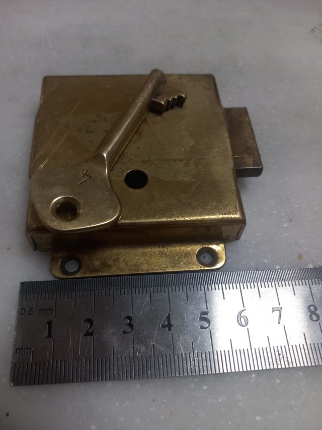 Cerradura de barco bronce