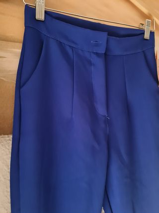 Lote de pantalon y blusa