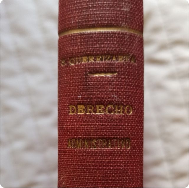 Libro de Derecho Administrativo, Ed.Reus