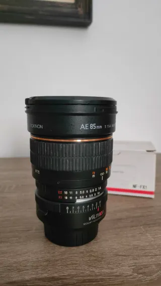 Objetivo Rokinon 85mm F1.4 Nikon y adaptador Fuji