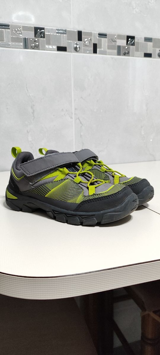 Zapatillas trekking quechua niño 32