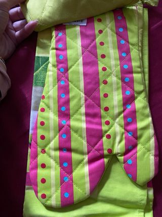 Tris presina , guanto e canovaccio