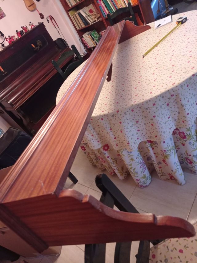 Cabecero caoba y cenefa