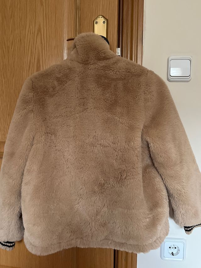 Cazadora Zara 7/9 años 134 cm NUEVA.