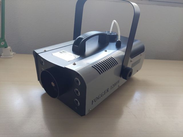 ALQUILER ALTAVOCES AUTOAMPLIFICADOS 15"