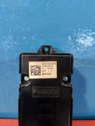 MANDO ELEVALUNAS FORD ECOSPORT